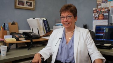 Dr. Lynn Lind, RN